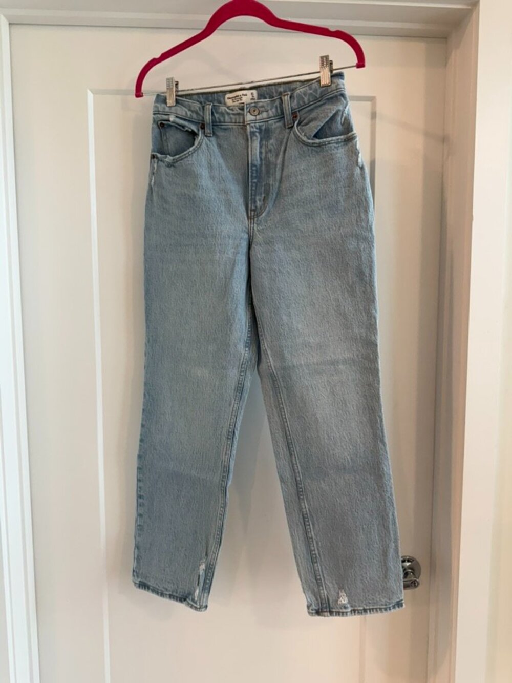 Abercrombie & Fitch 90s Straight Ultra High Rise Jeans Light Wash Size 27/4S